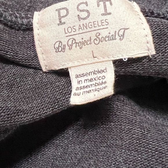 NWT THE PROJECT SOCIAL T Grey Crew Neck "Gratitude Is The Best Attitude" Long Sl - Picture 6 of 8
